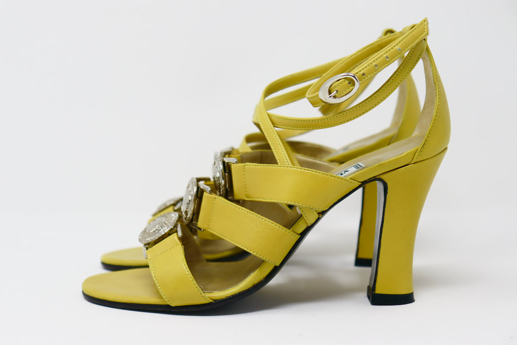 5 Iconic Heels That Every Fashionista Needs in Their Collection |  Especially Yours