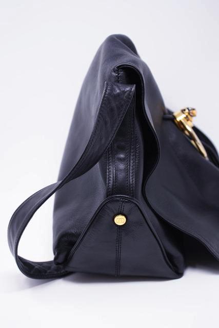 1970s Gucci Black Suede Tiger Clasp Large Vintage 70s Handbag