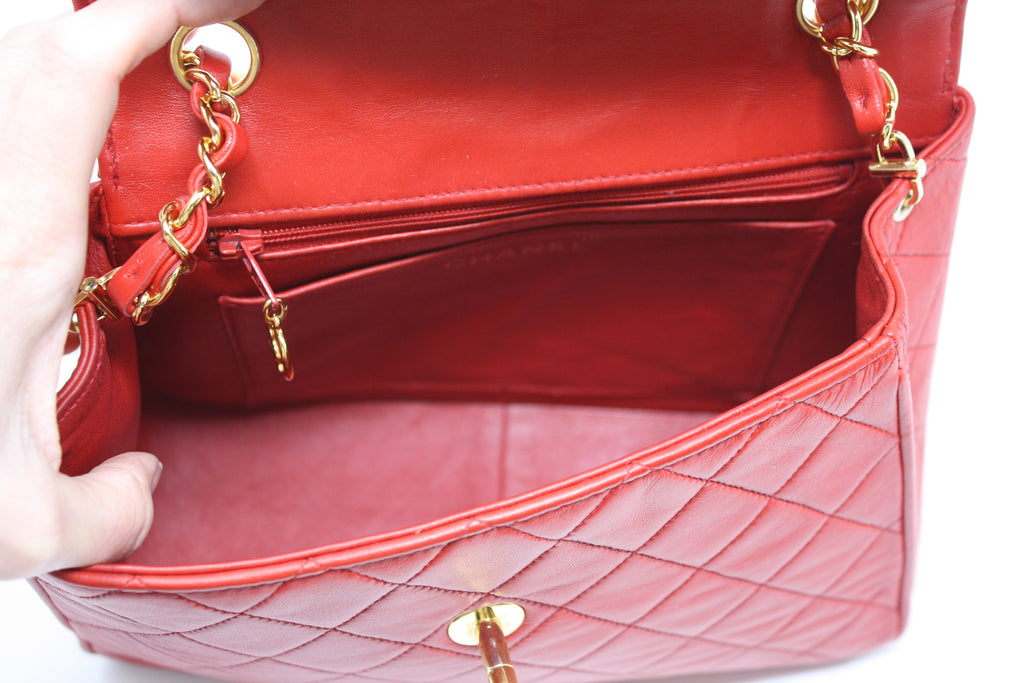 Vintage CHANEL rare red lambskin oval flap 2.55 shoulder bag with