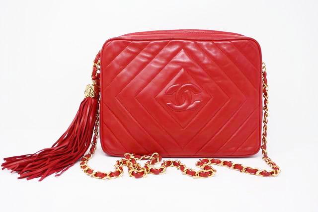 Chanel Vintage Camera Bag In Red. Series 7xxxxxx. Year 2003