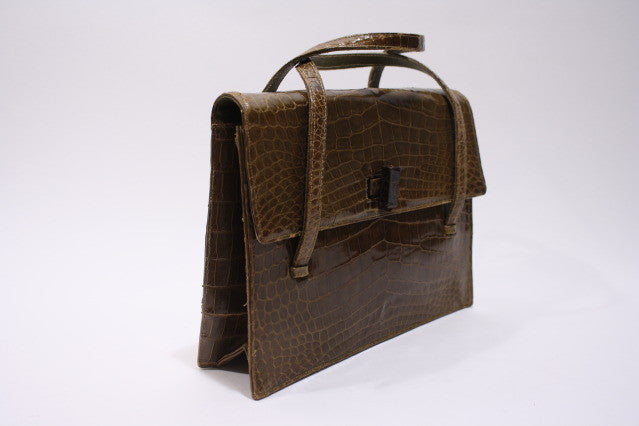 Sold at Auction: VINTAGE 1950s GENEVA PARIS ALLIGATOR PURSE