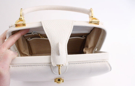 GUCCI Vintage Lizard Shoulder Bag - Off-White– Wag N' Purr Shop
